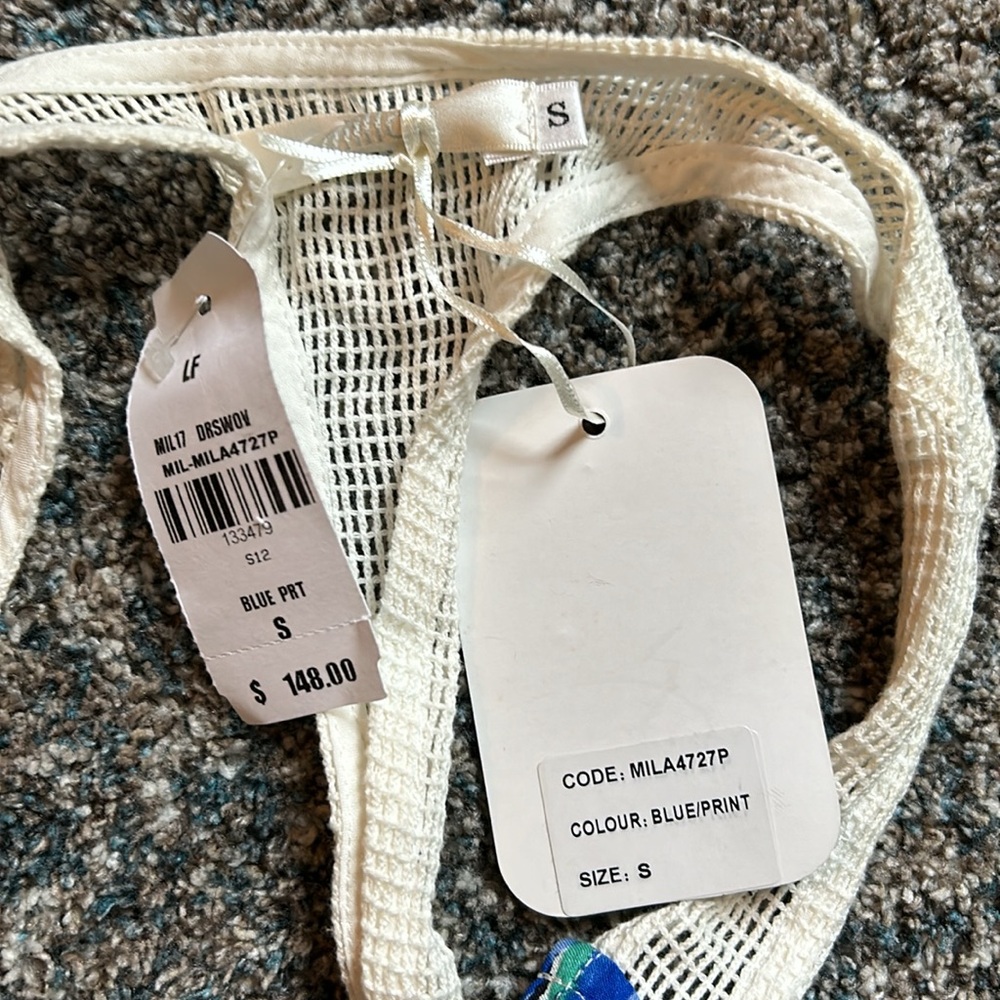 NWT Millau Razorback Cover up - Picture 4 of 4
